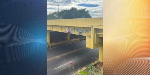 Viaduto sobre a Rua Guarantinga é interditado por determinação do DER/PR