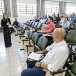 Prefeitura de Apucarana treina servidores com especialista em licitações públicas e foca no planejamento estratégico