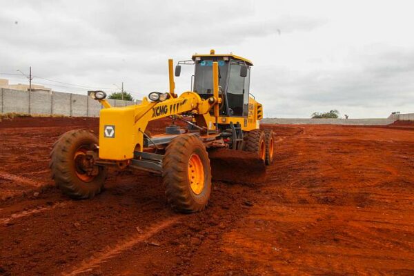 Prefeitura de Arapongas conclui terraplanagem do terreno da nova sede da Apae