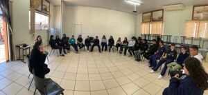 Prefeitura de Arapongas promove rodas de conversa com jovens da Guarda Mirim