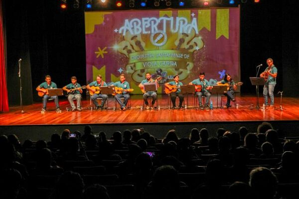 Arapongas abre Festar: Som do Rouxinol com Viola Caipira e Rock no Parque