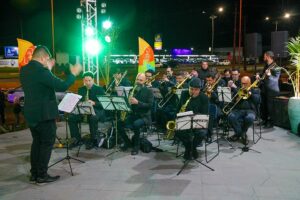 Big Band Maestro Canindé apresenta grandes nomes da MPB em Arapongas