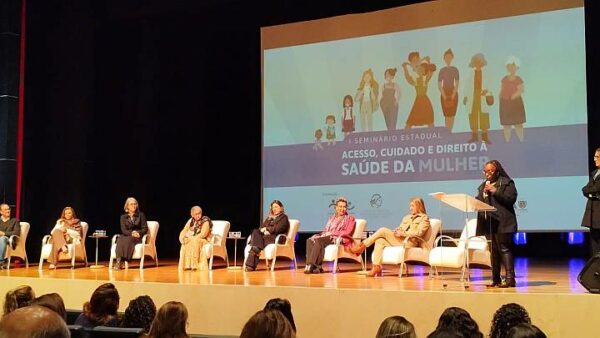 Arapongas participa de Seminário Estadual de Saúde da Mulher