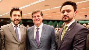 Câmara aprova Proposta de Emenda à Constituição que dá fôlego financeiro para Apucarana e outros municípios