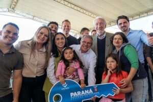 Estado investe quase R$ 1 milhão para ajudar 46 famílias de Irati a comprarem a casa própria