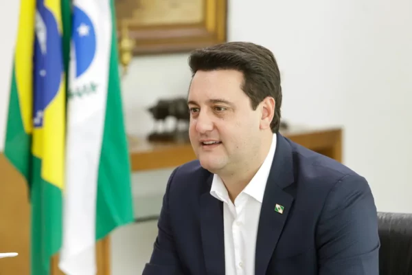 No Paraná, Ratinho Jr. vence Lula e Michelle na disputa pela Presidência, diz pesquisa
