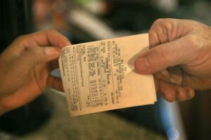 Com economia em alta, Paraná atinge marca de 1 bilhão de notas fiscais emitidas no 1º semestre