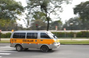Arapongas divulga orientações sobre renovação de vistorias nos veículos de transporte escolar