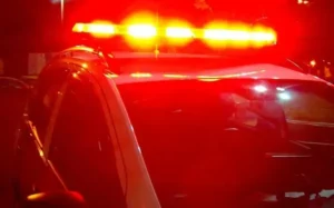 Criança de 3 anos morre após cair em piscina coberta em Arapongas