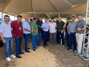 Feira do Vale do Leite, realizada em Jardim Alegre, foi consagrada como um grande sucesso