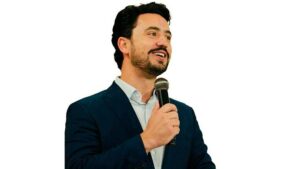 Rodolfo Mota recebe alta do hospital e retomará agenda pública na próxima semana