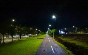 Iluminação de LED chega à ciclovia de Arapongas