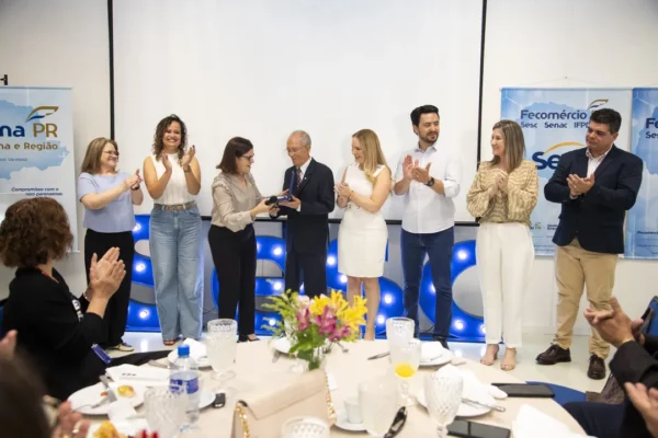 Evento celebra importância do contador para o comércio em Apucarana