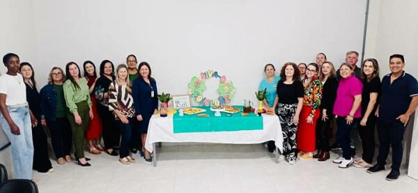 Arapongas promove formação continuada para Educação de Jovens e Adultos