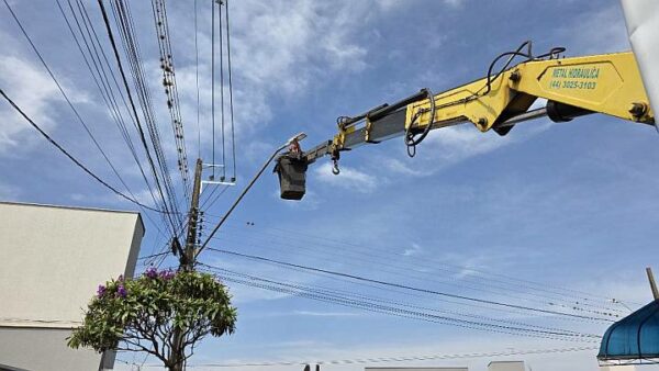 Prefeitura de Jandaia do Sul inicia marcação e troca de lâmpadas de LED na cidade
