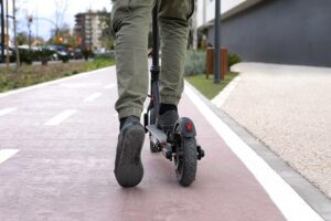 Rafael Cita encaminha à Câmara projeto de lei para regulamentar circulação de patinetes em Arapongas